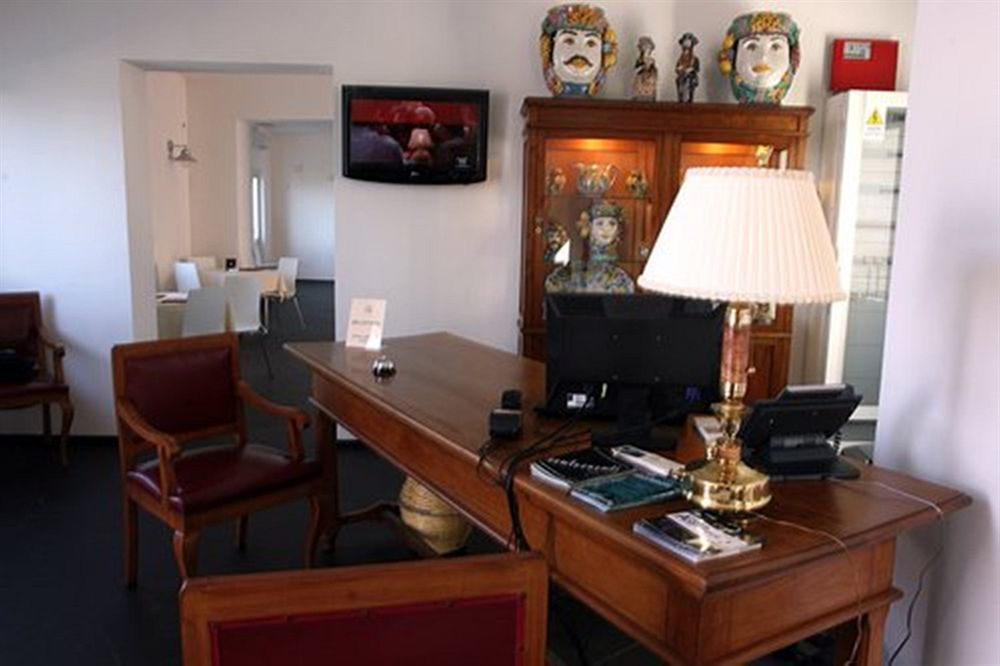 Boutique Molo S Lucia Syrakus