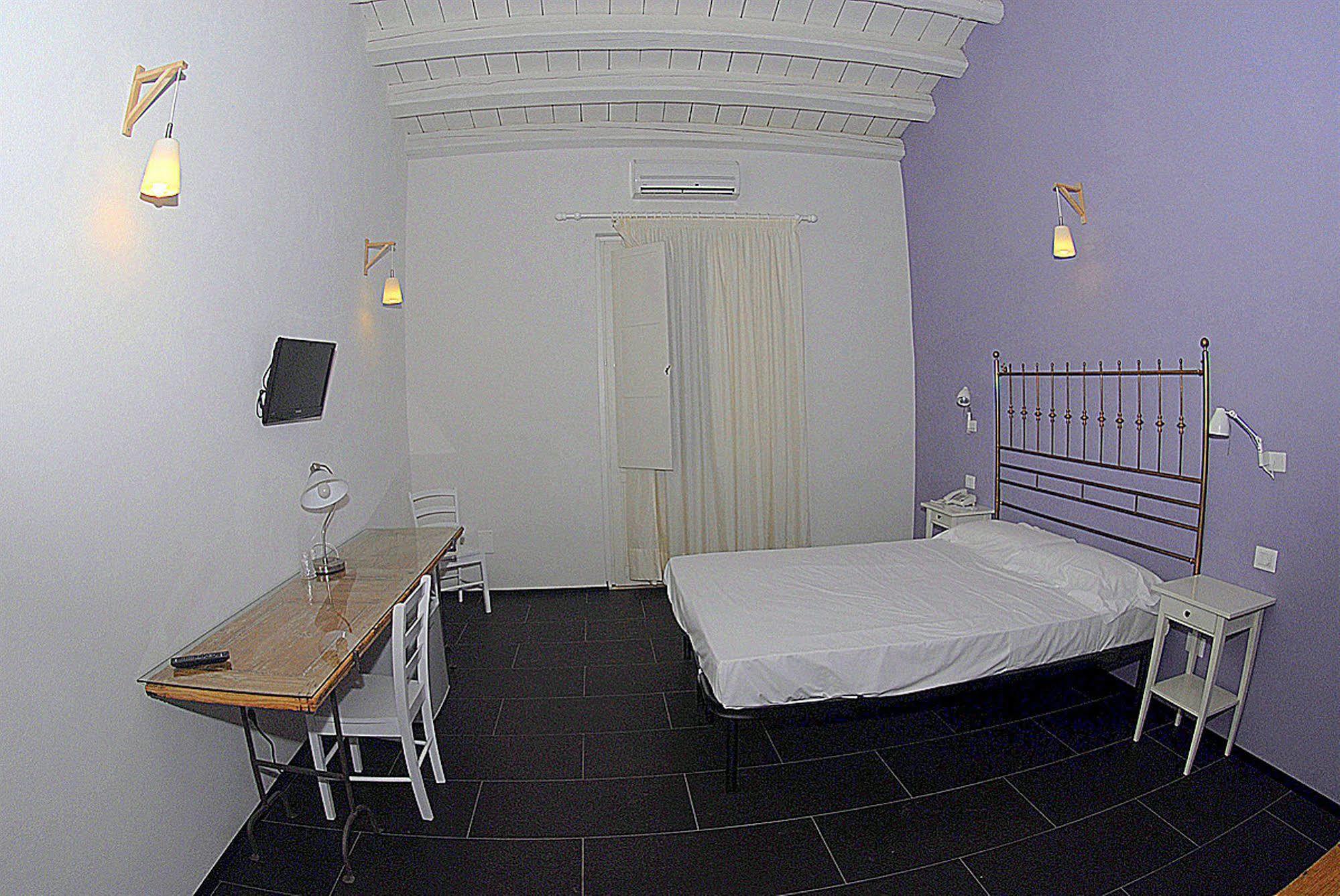 Boutique Molo S Lucia Syrakus